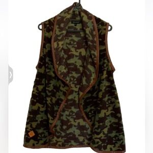 SIMPLY SOUTHERN Camo Vest